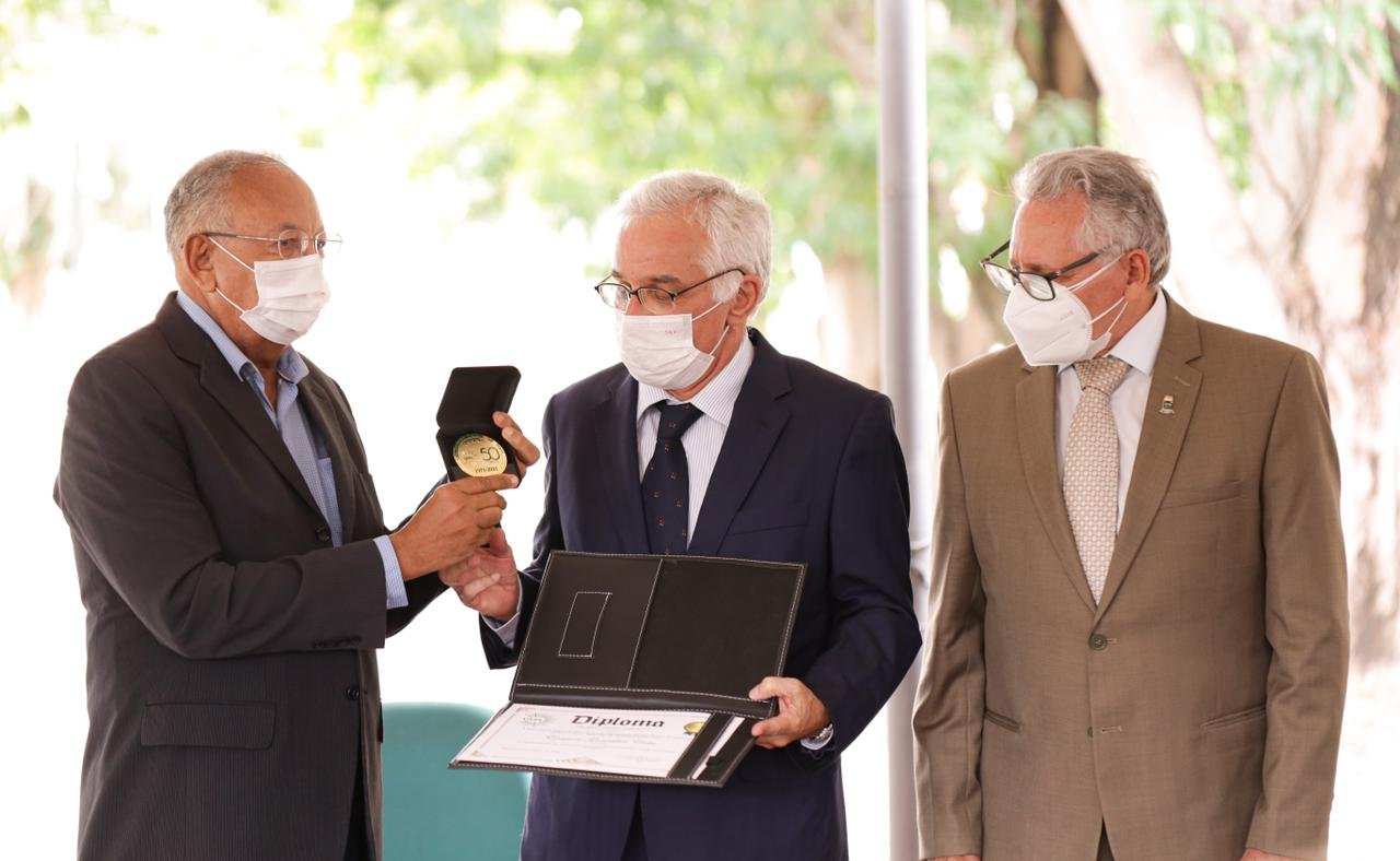 Dr. Pessoa participa da celebração dos 50 anos de fundação da UFPI