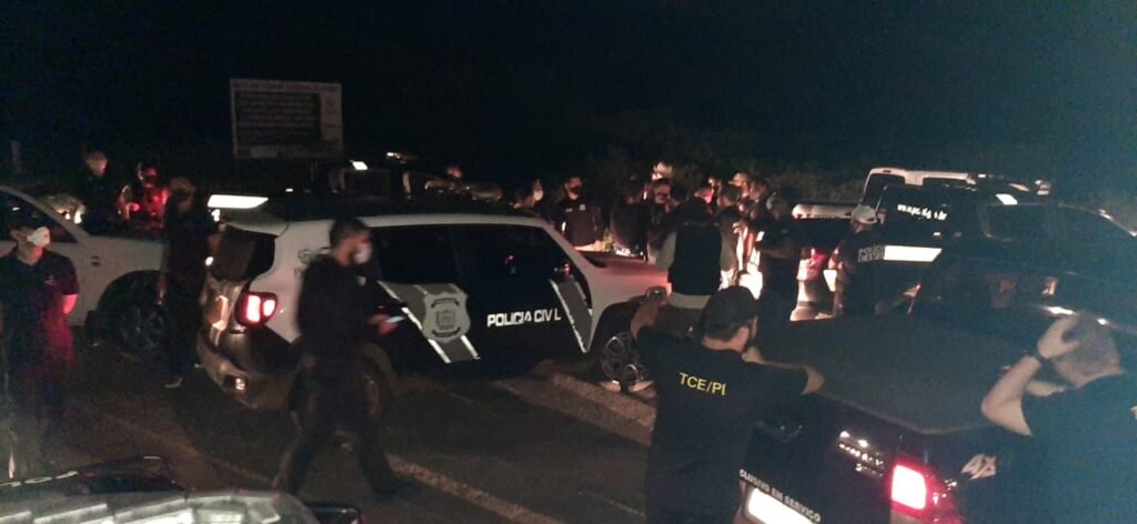 Polícia Civil deflagra operação e cumpre mandados em Paulistana