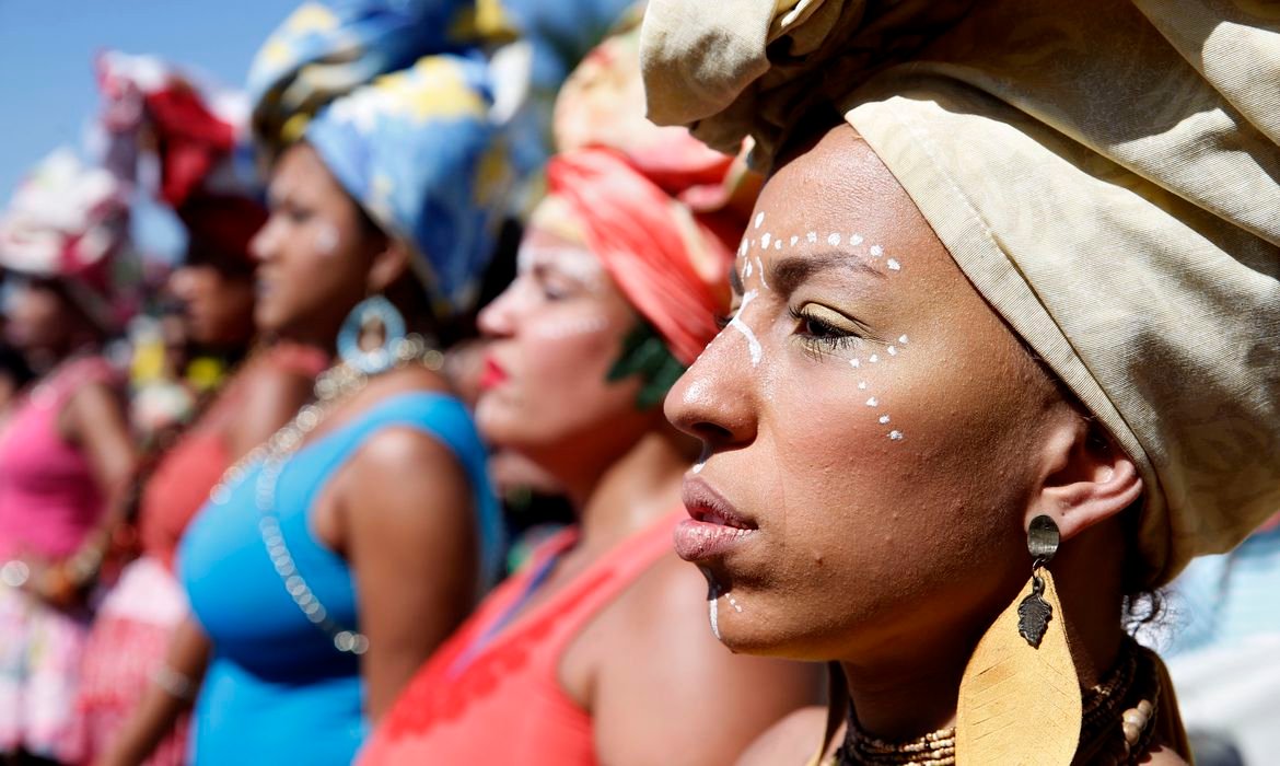 Mulheres têm conquistas, mas caminho ainda é longo para igualdade