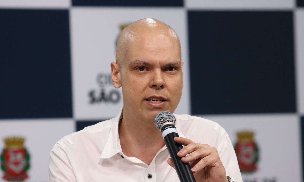 Bruno Covas piora, é sedado e quadro é irreversível, diz hospital