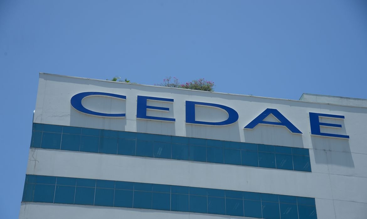 Leilão da Cedae arrecada mais de R$ 22 bilhões