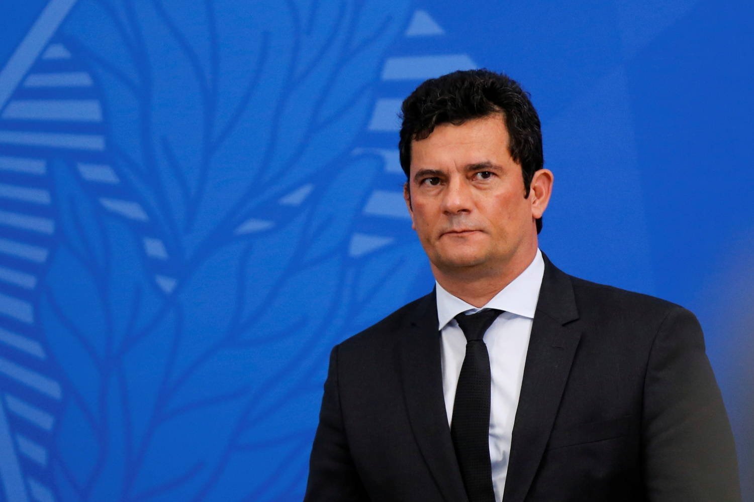 Maioria do STF mantém decisão que torna Moro parcial; julgamento é suspenso