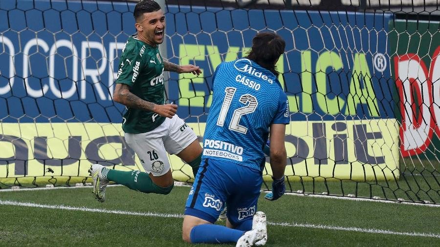 Palmeiras bate Corinthians em Itaquera e está na final do Paulistão