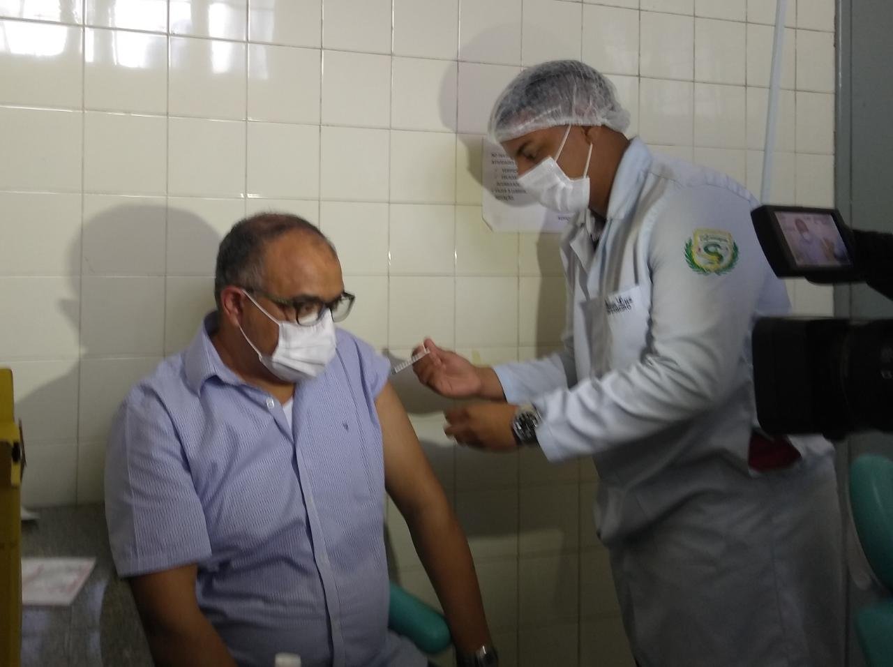 FMS inicia vacinação de pessoas com comorbidades