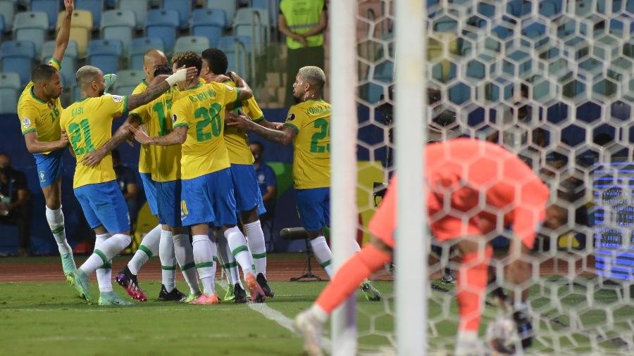 Brasil sofre só empata com o Equador pela Copa América