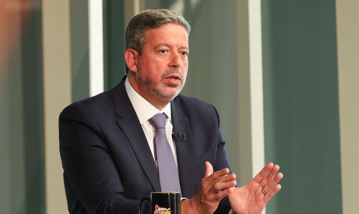 Câmara rejeita texto de PEC para mudar órgão do Ministério Público