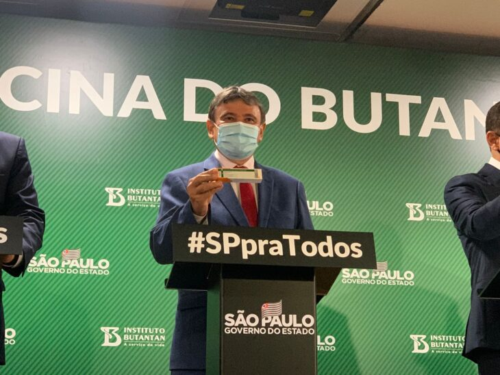 Piauí anuncia a compra de 500 mil doses da Coronavac