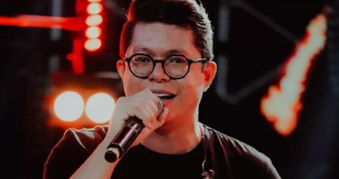 Justiça do CE concede liberdade a DJ Ivis após 4 meses de prisão