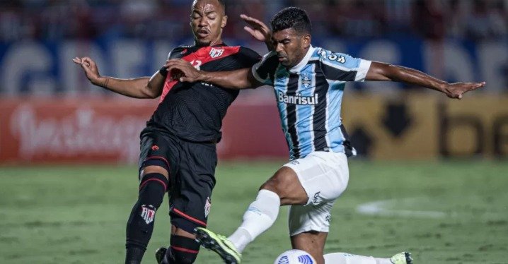 Atlético-GO vence e aumenta drama do Grêmio