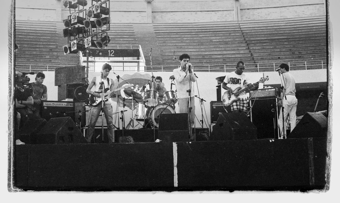 Poeta do rock brasileiro: 25 anos sem Renato Russo