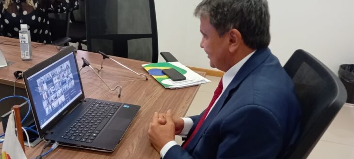 Governadores propõem gasolina a R$ 4,50 em reunião com Pacheco