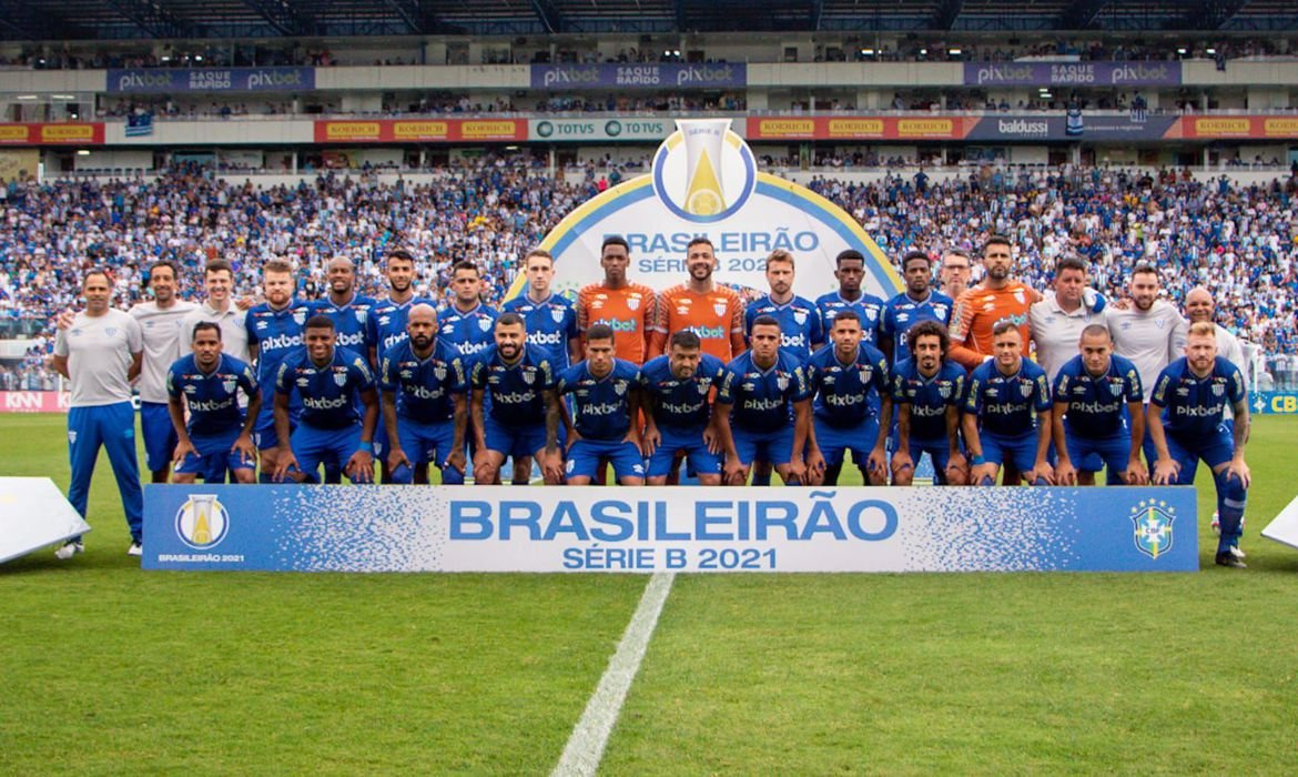 Avaí vira sobre Sampaio Corrêa e está na Série A