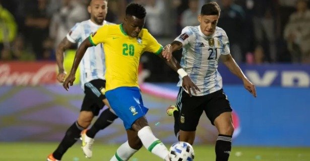 Brasil empata com a Argentina fora de casa