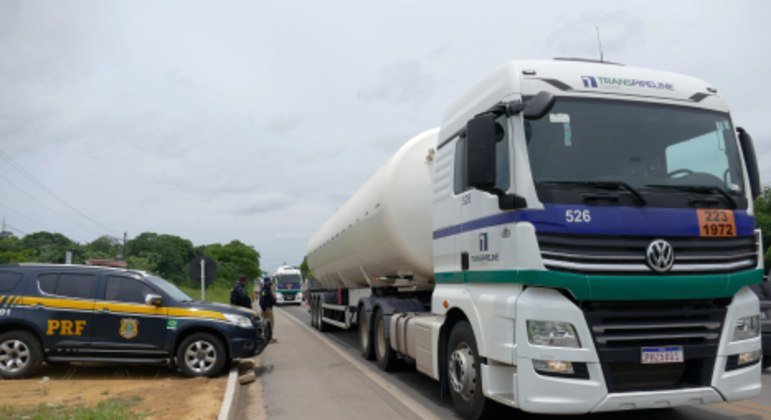 STF nega autorização para que caminhoneiros fechem rodovias