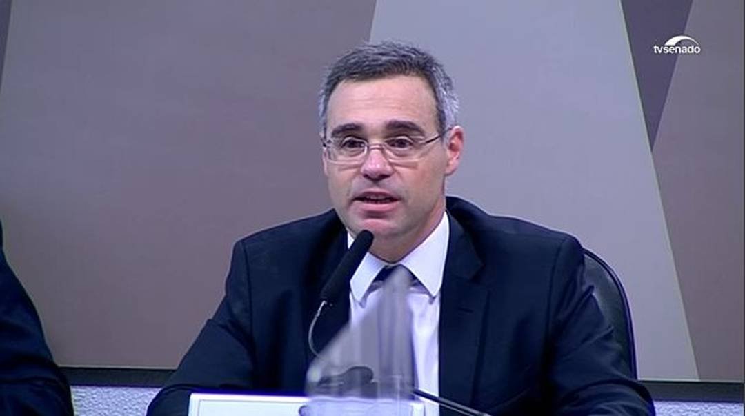 CCJ: Senadores sabatinam André Mendonça; acompanhe ao vivo