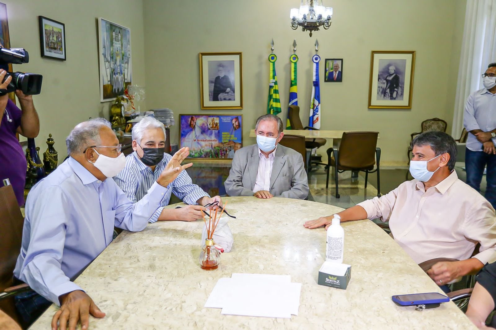 Dr. Pessoa e Wellington Dias e se reúnem e anunciam implantação de comitê de monitoramento de chuvas