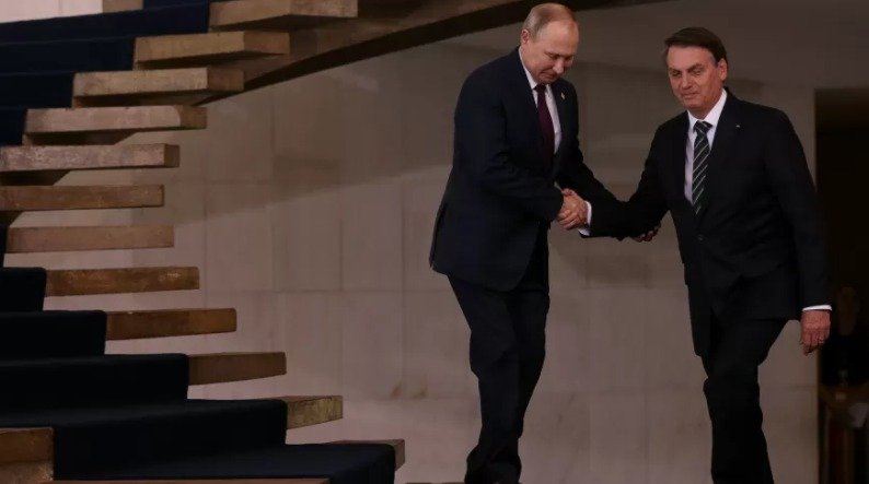 Putin convida Bolsonaro para ir à Rússia e elogia 'parceria' do Brasil