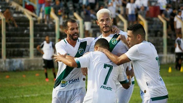Altos e Corisabbá ficam no empate na estreia do Piauiense