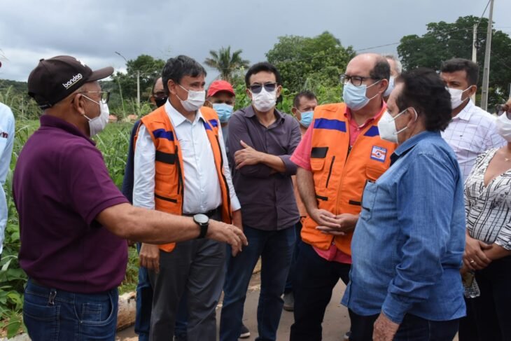 Governador Wellington Dias visita áreas alagadas em Uruçuí