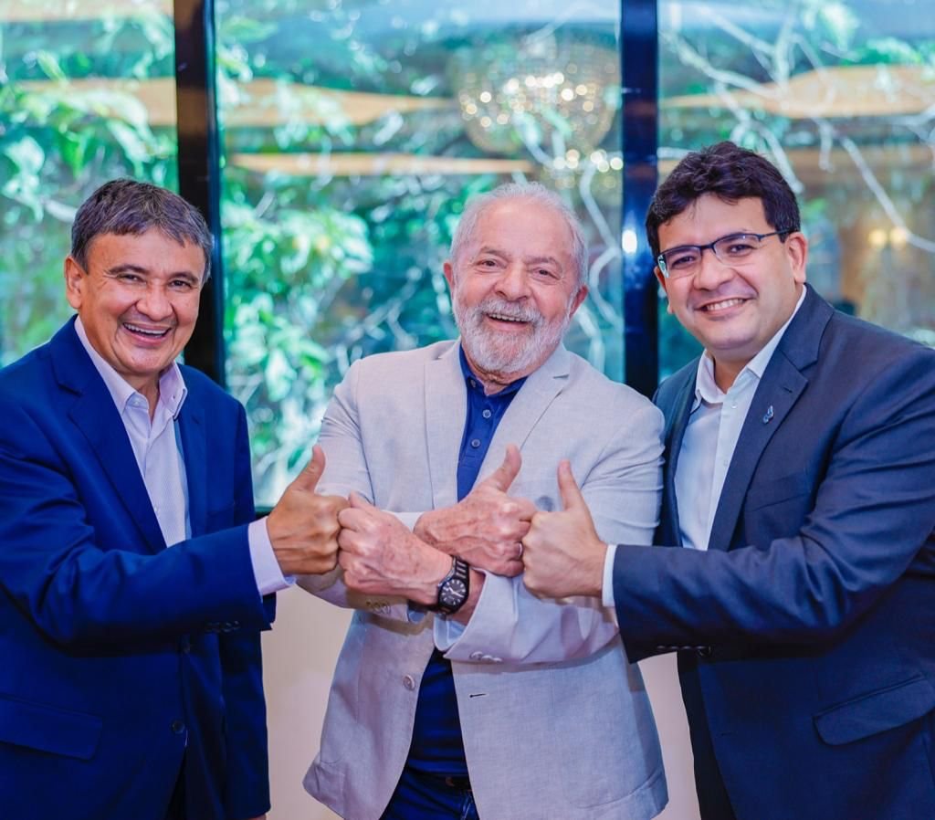 Wellington Dias e Rafael Fontelles se reúnem com Lula em São Paulo