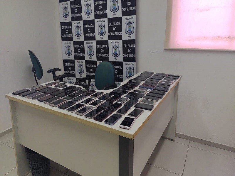 Polícia Civil divulga relação de telefones celulares recuperados