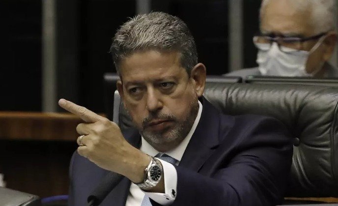 Lira chama presidente da Petrobras de 'ilegítimo'