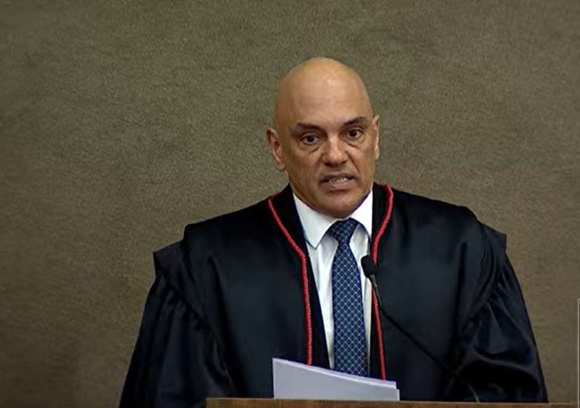 Senador pede impeachment do ministro Alexandre de Moraes