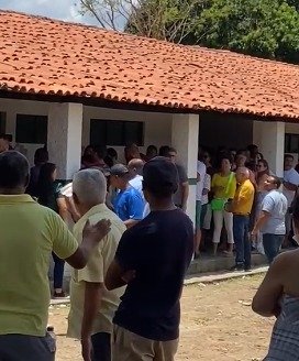 Eleitores vaiam Wellington Dias e puxam gritos por “Joel”; veja os vídeos