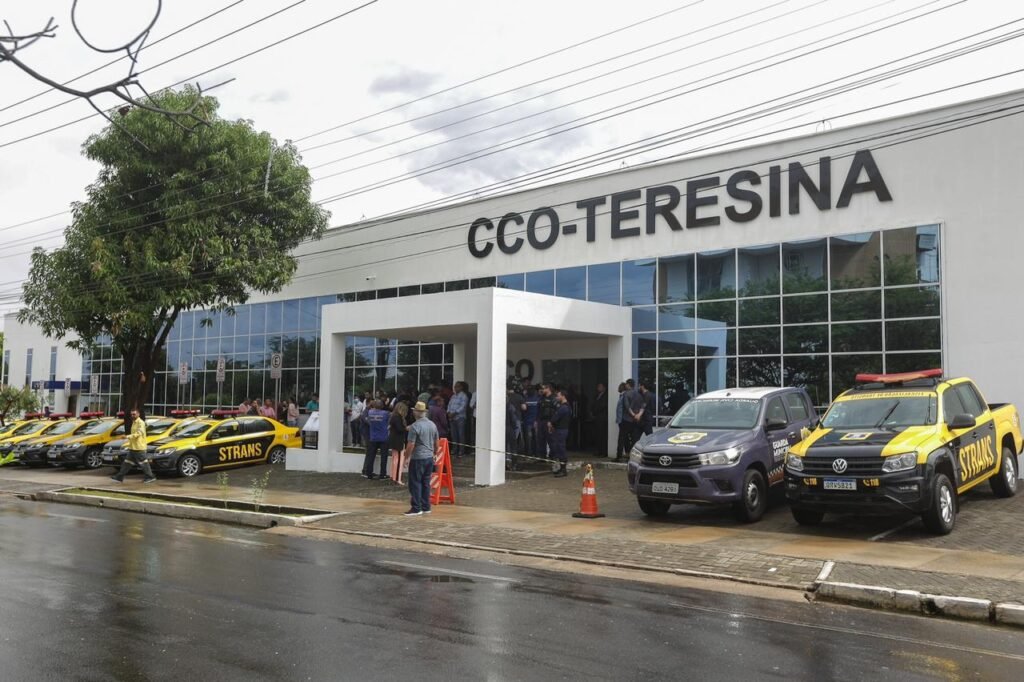 Dr. Pessoa inaugura Centro de Controle Operacional na Strans