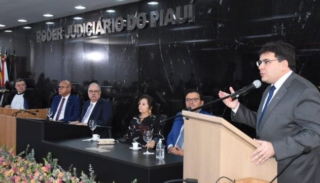 Rafael Fonteles participa da posse do presidente do TJ-PI e garante relação de diálogo