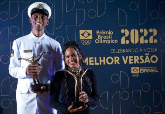 Alison dos Santos e Rebeca Andrade ganham o Prêmio Brasil Olímpico 2022