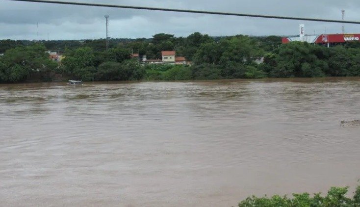 Rio Parnaíba segue com cota de atenção em Teresina